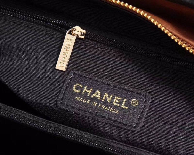 Ch**el shopping bags